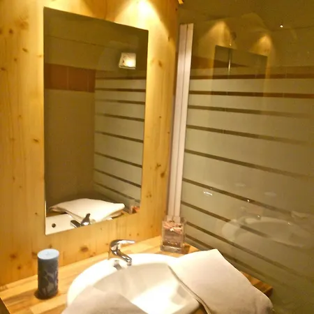 Les Balcons De Recoin - Aparthotel