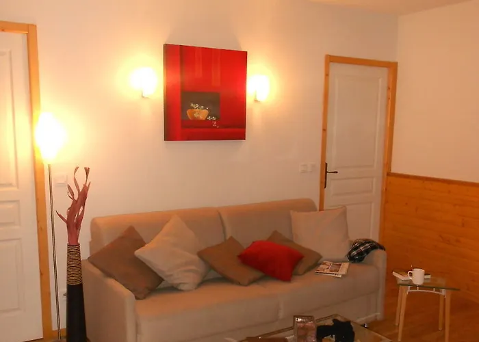 Hotel Les Balcons De Recoin - 3*