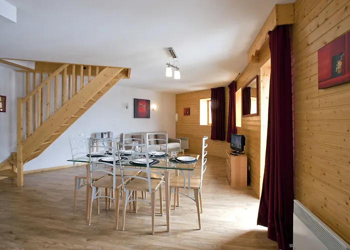 Les Balcons De Recoin - Hotel 3*