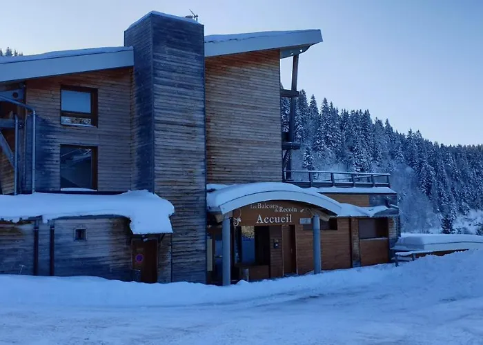 Les Balcons De Recoin - Hotel 3*
