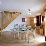 Les Balcons De Recoin - Hotel